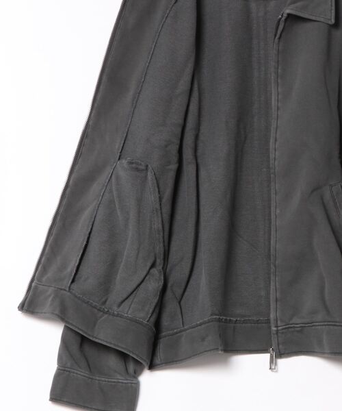 VIBGYOR（ヴィブジョー）の「ピグメント加工 裏毛スウェット ZIP ジャケット（その他アウター・メンズ・ダークブルー/ベージュ/ブラック・LARGE/MEDIUM）」の4枚目の写真