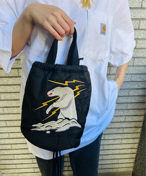 HOUSTON(ヒューストン)の「HOUSTON / QUILTING EFECT BAG / HS6846(ショルダーバッグ・レディース・ブラック/オリーブ・ONESIZE)」の2枚目の写真