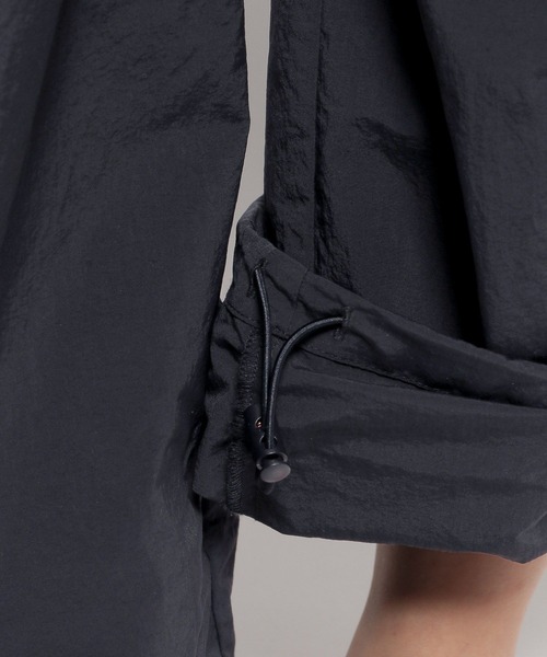 LOWRYS FARM（ローリーズファーム）の「シャーリングサロペット 991477（サロペット/オーバーオール・レディース・ホワイト/チャコールグレー/ネイビー・FREE）」の18枚目の写真