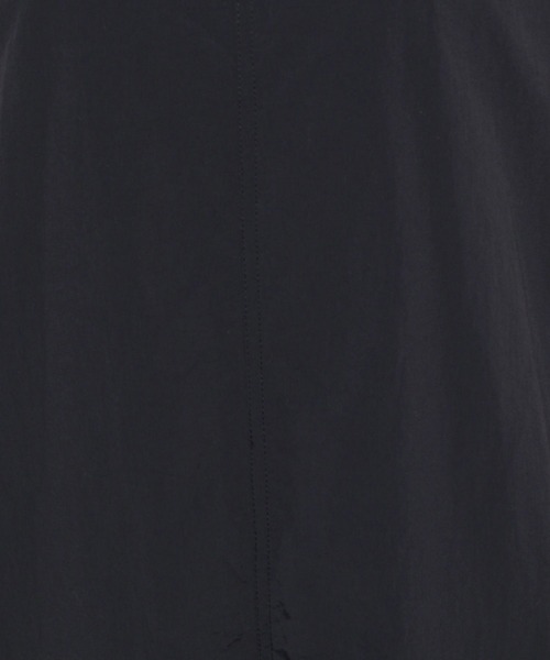 LOWRYS FARM（ローリーズファーム）の「シャーリングサロペット 991477（サロペット/オーバーオール・レディース・ホワイト/チャコールグレー/ネイビー・FREE）」の11枚目の写真