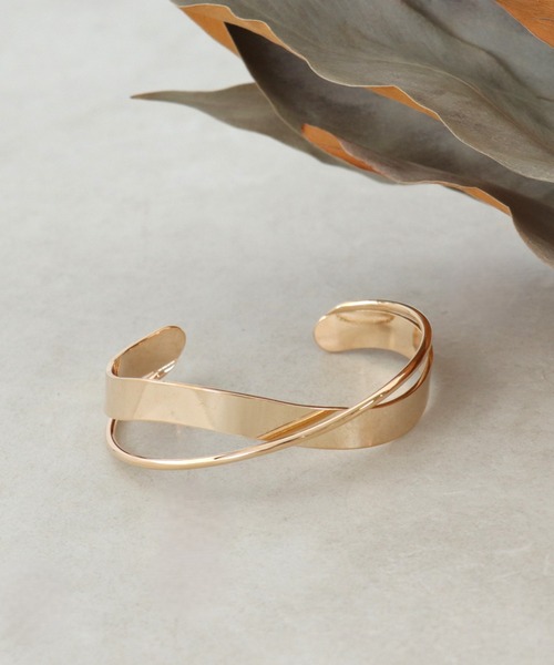 Three Four Time（ｽﾘｰﾌｫｰﾀｲﾑ）の「クロスバングル（バングル/リストバンド・レディース・シルバー/ブラウン/ゴールド・FREE）」の16枚目の写真