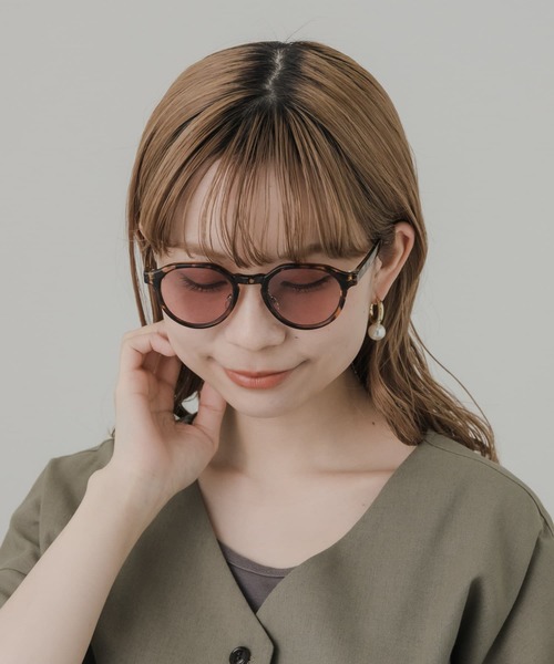 SMELLY（スメリー）の「ボストンシェイプサングラス（サングラス・レディース・グリーン系その他/ブラック系その他/ブラウン系その他/グレー系その他・-）」の3枚目の写真