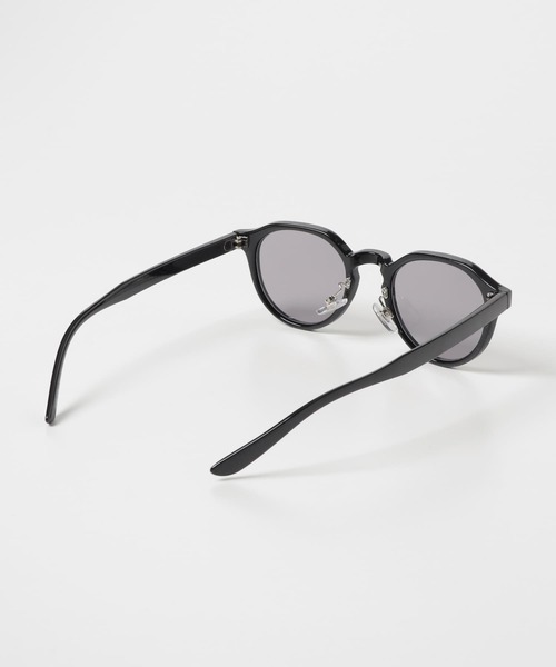 SMELLY（スメリー）の「ボストンシェイプサングラス（サングラス・レディース・グリーン系その他/ブラック系その他/ブラウン系その他/グレー系その他・-）」の17枚目の写真