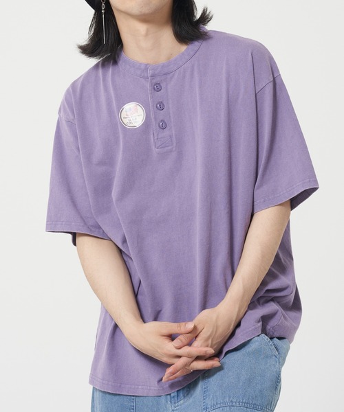 ROUGH TRADE(ラフトレード)の「USAコットン ピグメント ヘンリーネック半袖TEE(M1)(Tシャツ/カットソー・メンズ・アイボリー/パープル/チャコールグレー・X-LARGE/LARGE/MEDIUM)」の3枚目の写真