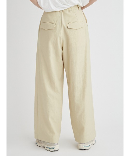 emmi（エミ）の「フロントプリーツUVカットパンツ（その他パンツ・レディース・ブラック/イエロー/ライトベージュ・0/1）」の5枚目の写真