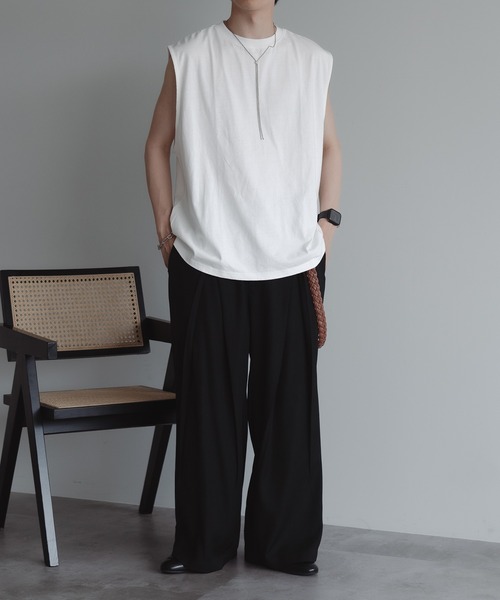 epnok（エプノック）の「ルーズシルエットノースリーブTee（タンクトップ・メンズ・ブラック/オフホワイト/チャコールグレー・SMALL/MEDIUM/LARGE）」の5枚目の写真