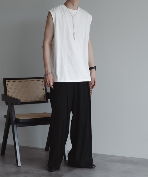 epnok（エプノック）の「ルーズシルエットノースリーブTee（タンクトップ・メンズ・ブラック/オフホワイト/チャコールグレー・SMALL/MEDIUM/LARGE）」の9枚目の写真