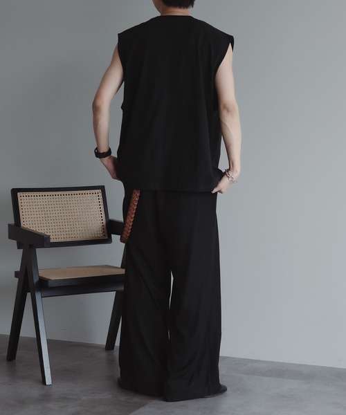 epnok（エプノック）の「ルーズシルエットノースリーブTee（タンクトップ・メンズ・ブラック/オフホワイト/チャコールグレー・SMALL/MEDIUM/LARGE）」の20枚目の写真