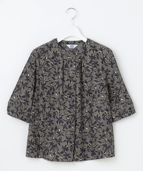 J.PRESS Ladies(J.プレス レディス)の「【洗える】ボタニカルプリント ブラウス(シャツ/ブラウス・レディース・アイボリー系5/カーキ系5/ネイビー系5・XS)」の11枚目の写真