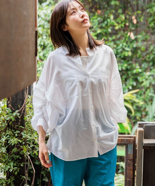 niko and...(ニコアンド)の「プレミアムローンドロストシャツ(シャツ/ブラウス・レディース・グリーン/ホワイト/ピンク/ネイビー/イエロー・SHORT/LONG)」の2枚目の写真