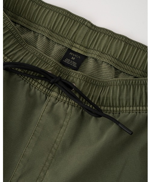 【セール】RVCA メンズ VA PIGMENT ELASTIC SHORT ボードショーツ/サーフトランクス 【2024年夏モデル】/ルーカウエストゴムバギーショーツ (水着)（水着）｜RVCA（ルーカ）