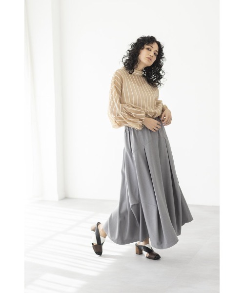 OSMOSIS(オズモーシス)の「2WAYストライプバルーンスリーブブラウス(シャツ/ブラウス・レディース・ブラック/ベージュ/ホワイト・ONE SIZE)」の4枚目の写真