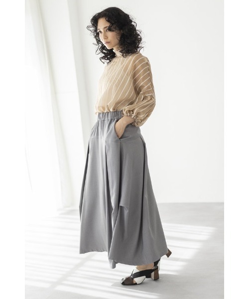 OSMOSIS(オズモーシス)の「2WAYストライプバルーンスリーブブラウス(シャツ/ブラウス・レディース・ブラック/ベージュ/ホワイト・ONE SIZE)」の9枚目の写真