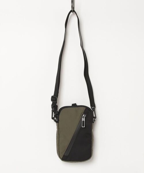RAW.C(ロークリエイト)の「FUNCTIONAL/ファンクショナル ショルダーバック OVAL NECK HOLDER 撥水 軽量 RCB-083TI(ショルダーバッグ・メンズ・ブラック/ブラック×カーキ/スミクロ/ブラック×グレー・FREE)」の13枚目の写真