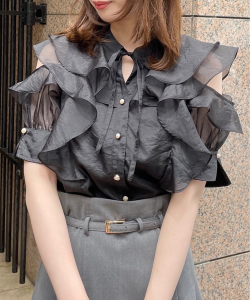 abc une face（アーベーセーアンフェイス）の「オープンショルダーフリルカラーシアーブラウス（シャツ/ブラウス・レディース・ホワイト/ホワイト系その他/ブラック/ブルー・FREE）」の20枚目の写真