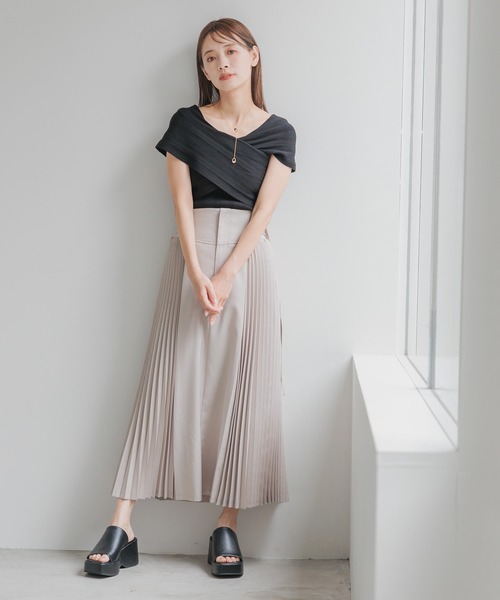 mysty woman（ミスティウーマン）の「スライドネックレス　131900（ネックレス・レディース・ベージュ/ライトグレー・FREE）」の9枚目の写真