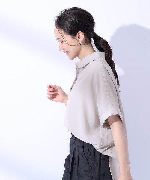 SHOO・LA・RUE（シューラルー）の「◆【洗える/プチプラ/無理せずキレイ】オンにもオフにも ドルマンスリーブ前開きシャツ（シャツ/ブラウス・レディース・ネイビー/ライトグレー/ベビーピンク・03/02/04）」の15枚目の写真