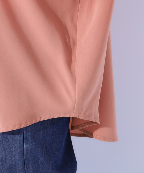 SHOO・LA・RUE（シューラルー）の「◆【洗える/プチプラ/無理せずキレイ】オンにもオフにも ドルマンスリーブ前開きシャツ（シャツ/ブラウス・レディース・ネイビー/ライトグレー/ベビーピンク・03/02/04）」の5枚目の写真