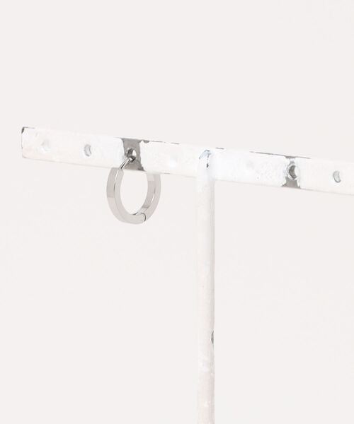 Daniel Wellington（ダニエルウェリントン）の「Hoop Earring レーディスピアス ローズゴールド／シルバー／ゴールド 片耳用（ピアス（片耳用）・レディース・ピンクゴールド/イエローゴールド/シルバー・ONE SIZE）」の17枚目の写真