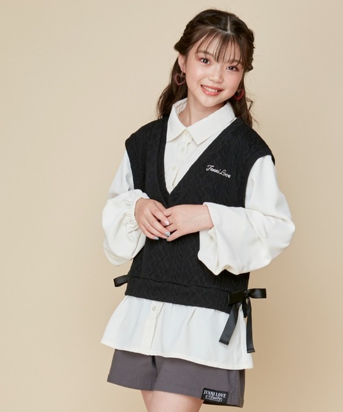 JENNI love(ジェニィラブ)の「ベストドッキングボリューム袖シャツ(シャツ/ブラウス・キッズ・アイボリー/ブラック/サックスブルー・160cm/150cm/140cm/130cm)」の2枚目の写真