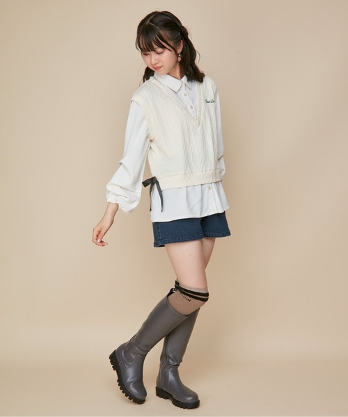 JENNI love(ジェニィラブ)の「ベストドッキングボリューム袖シャツ(シャツ/ブラウス・キッズ・アイボリー/ブラック/サックスブルー・160cm/150cm/140cm/130cm)」の5枚目の写真