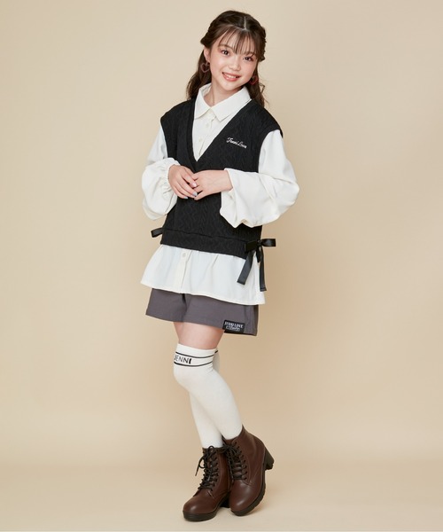 JENNI love(ジェニィラブ)の「ベストドッキングボリューム袖シャツ(シャツ/ブラウス・キッズ・アイボリー/ブラック/サックスブルー・160cm/150cm/140cm/130cm)」の9枚目の写真