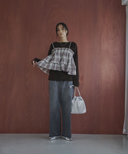 coen(コーエン)の「オンブレチェックサッカーキャミソールトップス(キャミソール・レディース・ブラウン/ダークグレー・FREE)」の4枚目の写真