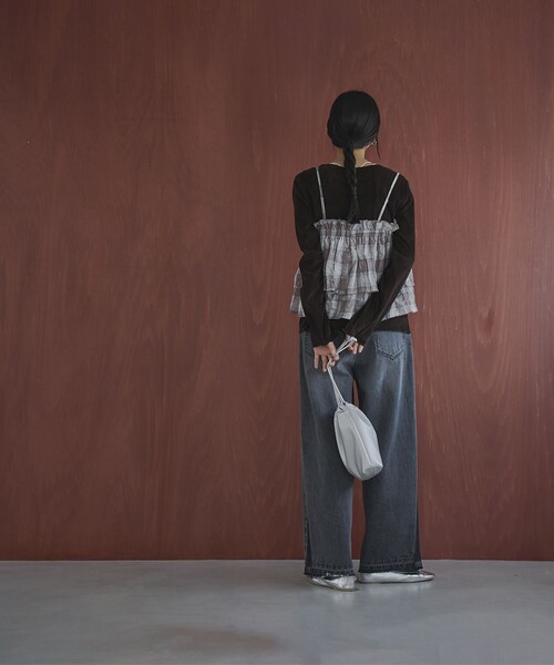 coen(コーエン)の「オンブレチェックサッカーキャミソールトップス(キャミソール・レディース・ブラウン/ダークグレー・FREE)」の15枚目の写真