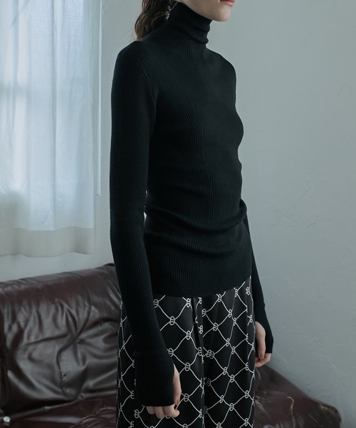 LE CIEL BLEU（ルシェルブルー）の「ホールガーメントタートルニット / Wholegarment Turtle Knit（ニット/セーター・レディース・ターコイズブルー/オフホワイト/グレー/ブラック/レッド/パープル・36）」の19枚目の写真