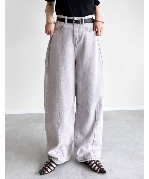 Re:EDIT（リエディ）の「[楽な穿き心地で体型カバー][2025 SUMMER COLLECTION][低身長/高身長サイズ有][全骨格細見え]ウォッシュ加工コットンツイルバレルレッグパンツ（その他パンツ・レディース・ブルー/ブラウン/ブラック/ライトピンク/ホワイト/グレー・SHORT/MEDIUM/TALL/LARGE）」の3枚目の写真