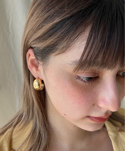 ciite'(シーテ)の「ぷっくり大ぶり メタルピアス (両耳用)(ピアス(両耳用)・レディース・ゴールド/シルバー・FREE)」の7枚目の写真