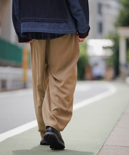 niko and...(ニコアンド)の「バルーンツータックパンツ(その他パンツ・メンズ・ブラック/ベージュ/グレー・MEDIUM/LARGE)」の19枚目の写真