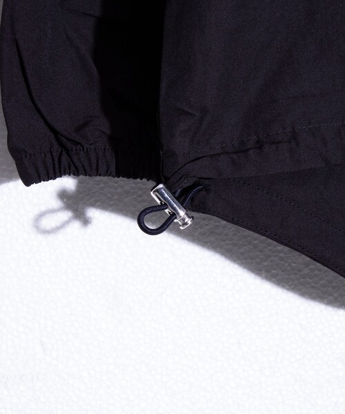 FREDY MAC（フレディーマック）の「【FREDYMAC/フレディマック】アノラックパーカー UNISEX/ユニセックス ワンポイントロゴ（ブルゾン・メンズ・キナリ/マスタード/グレイッシュブルー/ブラック・M/L）」の7枚目の写真