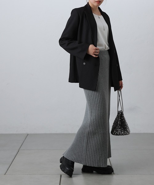 COLONY 2139（コロニートゥーワンスリーナイン）の「-3kg見え！リブニットナロースカート（スカート・レディース・ブラック/グレー・MEDIUM/SMALL）」の17枚目の写真