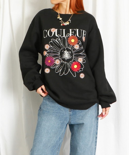GORGE(ゴージ)の「カラフル刺しゅう裏起毛プルオーバー(スウェット・レディース・ブラック/ダークグリーン/グレー/オートミール・F)」の2枚目の写真