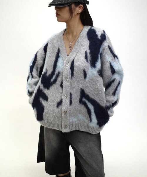 WHO'S WHO gallery（フーズフーギャラリー）の「※２サイズ【UNISEX/ユニセックス】モヘアライクカモ柄カーディガン（カーディガン/ボレロ・レディース・ブラウン/ブラック/グレー・MEDIUM/LARGE）」の14枚目の写真