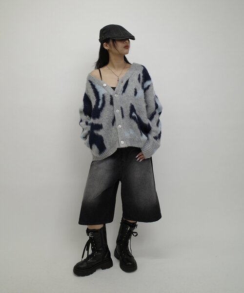 WHO'S WHO gallery（フーズフーギャラリー）の「※２サイズ【UNISEX/ユニセックス】モヘアライクカモ柄カーディガン（カーディガン/ボレロ・レディース・ブラウン/ブラック/グレー・MEDIUM/LARGE）」の15枚目の写真