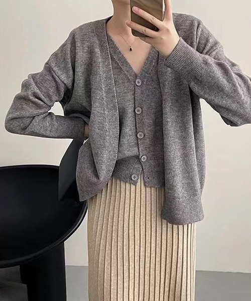 MILAE（ミレ）の「2点セットアンサンブル カーディガン＆ニットベスト（アンサンブル・レディース・ブラック/ライトベージュ/グレー/ブラウン/ベージュ・FREE）」の3枚目の写真