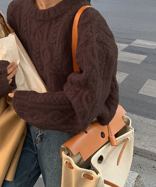 VICKY（ビッキー）の「ローゲージニットプルーオーバー《手洗い可能》（ニット/セーター・レディース・オフホワイト/ブラウン・M）」の2枚目の写真