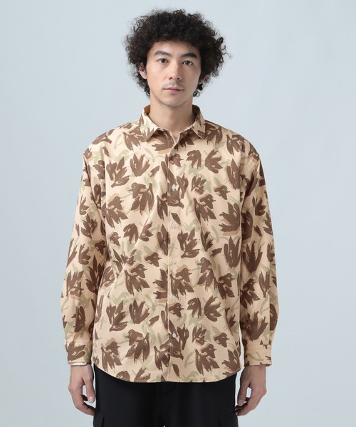 BAYFLOW(ベイフロー)の「【ストレッチ】ボタニカル柄長袖シャツ(シャツ/ブラウス・メンズ・ベージュ/ブラック・MEDIUM/LARGE)」の5枚目の写真