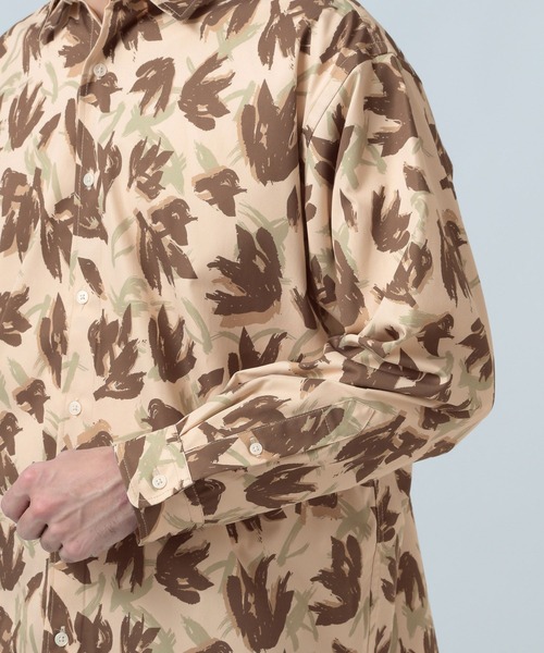 BAYFLOW(ベイフロー)の「【ストレッチ】ボタニカル柄長袖シャツ(シャツ/ブラウス・メンズ・ベージュ/ブラック・MEDIUM/LARGE)」の10枚目の写真