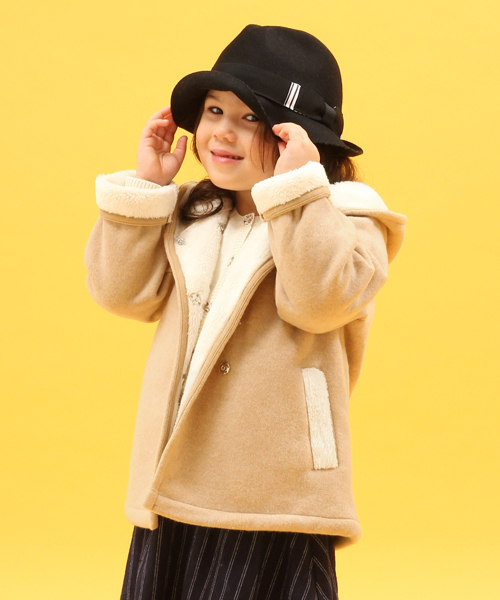 GLOBAL WORK（グローバルワーク）の「キッズ【洗える】カットソーボアフードコート/567580（その他アウター・キッズ・グレー/ダークグレー/ベージュ/レッド・MEDIUM/SMALL/X-LARGE/LARGE）」の4枚目の写真