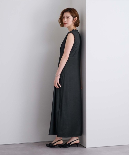 フリルデザインVネックロングワンピース（ワンピース）｜ur's