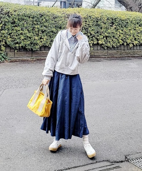 ikka（イッカ）の「8枚ハギボリュームスカート（スカート・レディース・ライトグレー/グリーン/オレンジ/ネイビー/チャコールグレー・M/L/S）」の9枚目の写真