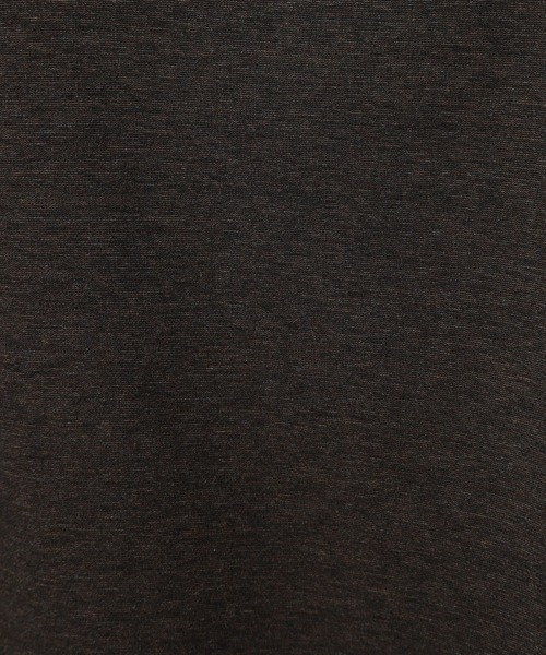 MEN'S BIGI(メンズビギ)の「【ACTIVE TAILOR/アクティブテイラー】シルケット加工VネックTシャツ<接触冷感><UVカット>(Tシャツ/カットソー・メンズ・ネイビー/ブラウン/ホワイト/グレー/ブラック・01/04/03/02)」の12枚目の写真