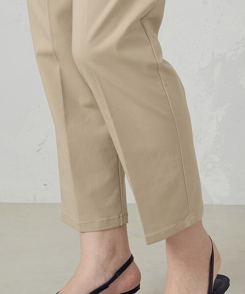 COMME CA MODELS（コムサモデルズ）の「【美しいベーシックパンツ】ストレッチテーパードパンツ（その他パンツ・レディース・ライトグレー/ベージュ/ミント/ブラック/ブラウン/カーキ/グレイッシュベージュ・X-LARGE/LARGE/MEDIUM/SMALL/X-SMALL）」の15枚目の写真