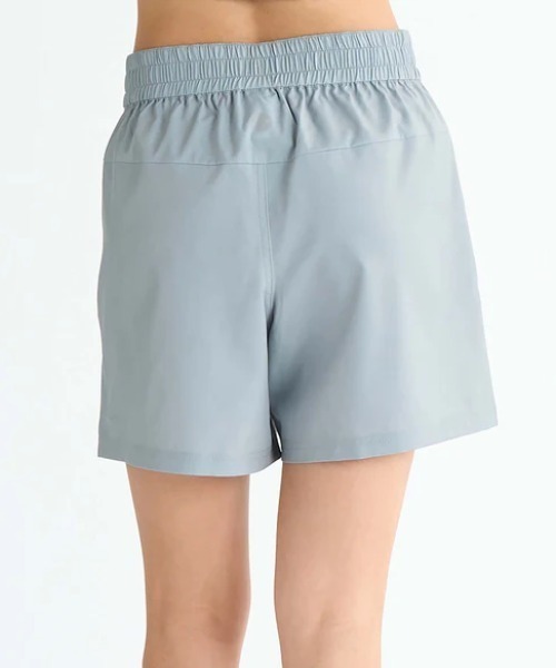 ROXY（ロキシー）の「MY 1ST ROXY SHORTS/ロキシー水陸両用ワンポイントブランドロゴフィットネスショートパンツ（その他パンツ・レディース・ピンク/グリーン/ブラック・LARGE/MEDIUM/SMALL）」の11枚目の写真