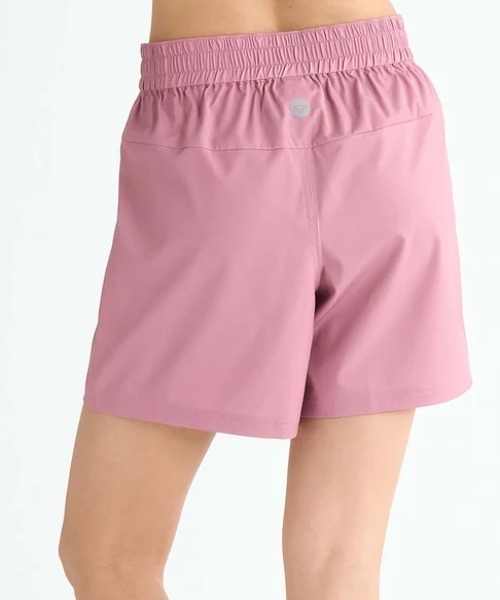 ROXY（ロキシー）の「MY 1ST ROXY SHORTS/ロキシー水陸両用ワンポイントブランドロゴフィットネスショートパンツ（その他パンツ・レディース・ピンク/グリーン/ブラック・LARGE/MEDIUM/SMALL）」の13枚目の写真