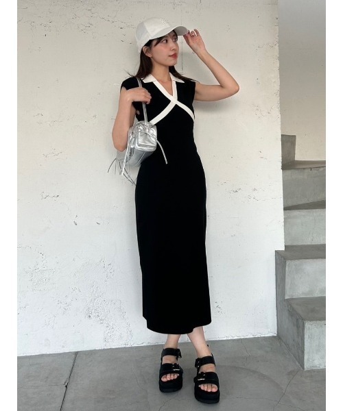 FRAY I.D（フレイアイディー）の「【FRAY I.D｜UGG】W GOLDENSTAR VILLA（サンダル・レディース・ブラック・22.5cm/23cm/23.5cm/24cm/24.5cm/25cm）」の4枚目の写真