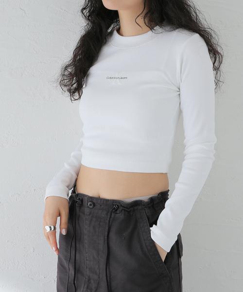 JOINT WORKS（ジョイントワークス）の「Calvin Klein Jeans / カルバン クライン ジーンズ A- LS MONOGRAM BABY TEE（Tシャツ/カットソー・レディース・ブラック/ホワイト・X-SMALL）」の2枚目の写真